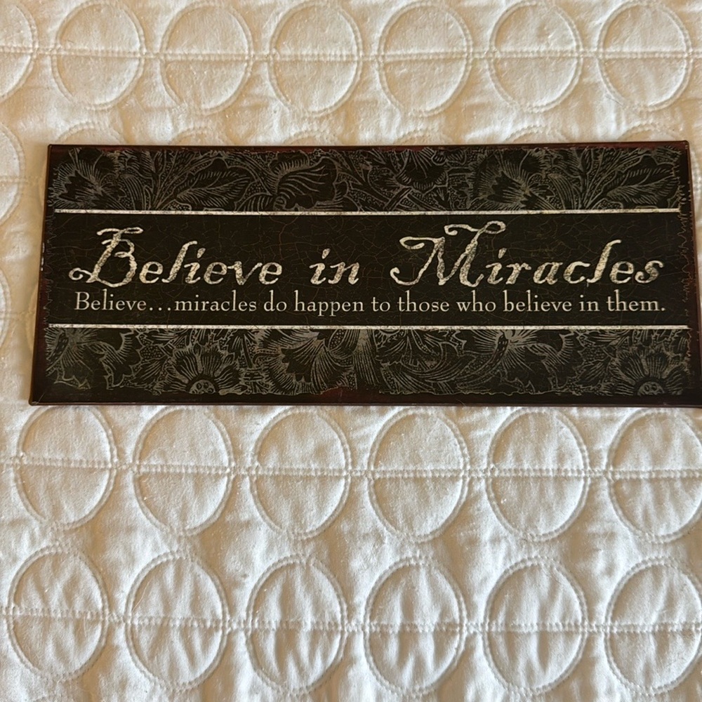 Tin Sign Wall Decor MIRACLES